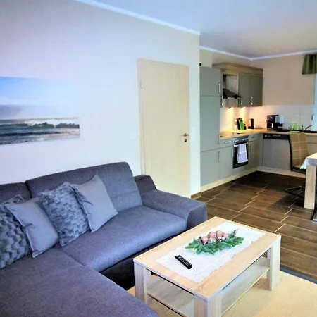 With 2 Bedrooms بيت للعطل