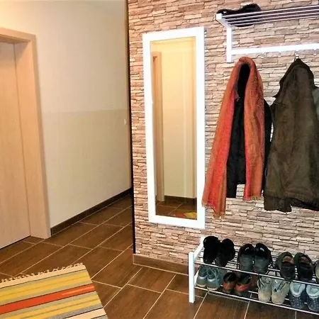 With 2 Bedrooms بيت للعطل Wurster Nordseekuste
